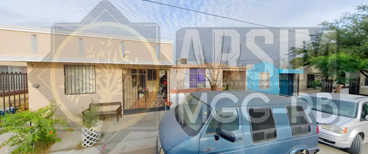 Casa en venta en Paseo Santa Fe, Juárez — foto 1 de 56