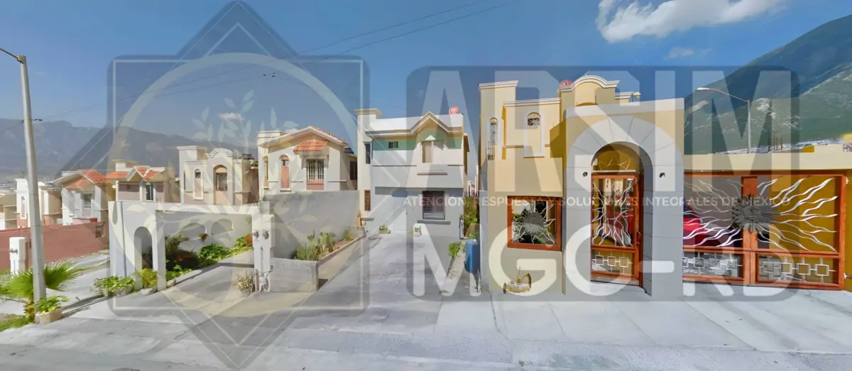 Casa en venta en Misión de las Villas, Santa Catarina — foto 1 de 46
