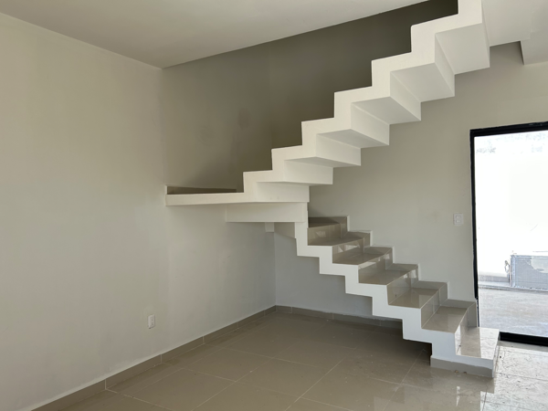 Casa en venta en Residencial Rincón de San Vicente, Saltillo — foto 2 de 11