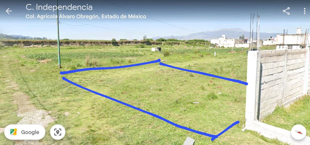 Terreno en venta en San Miguel Totocuitlapilco, Metepec