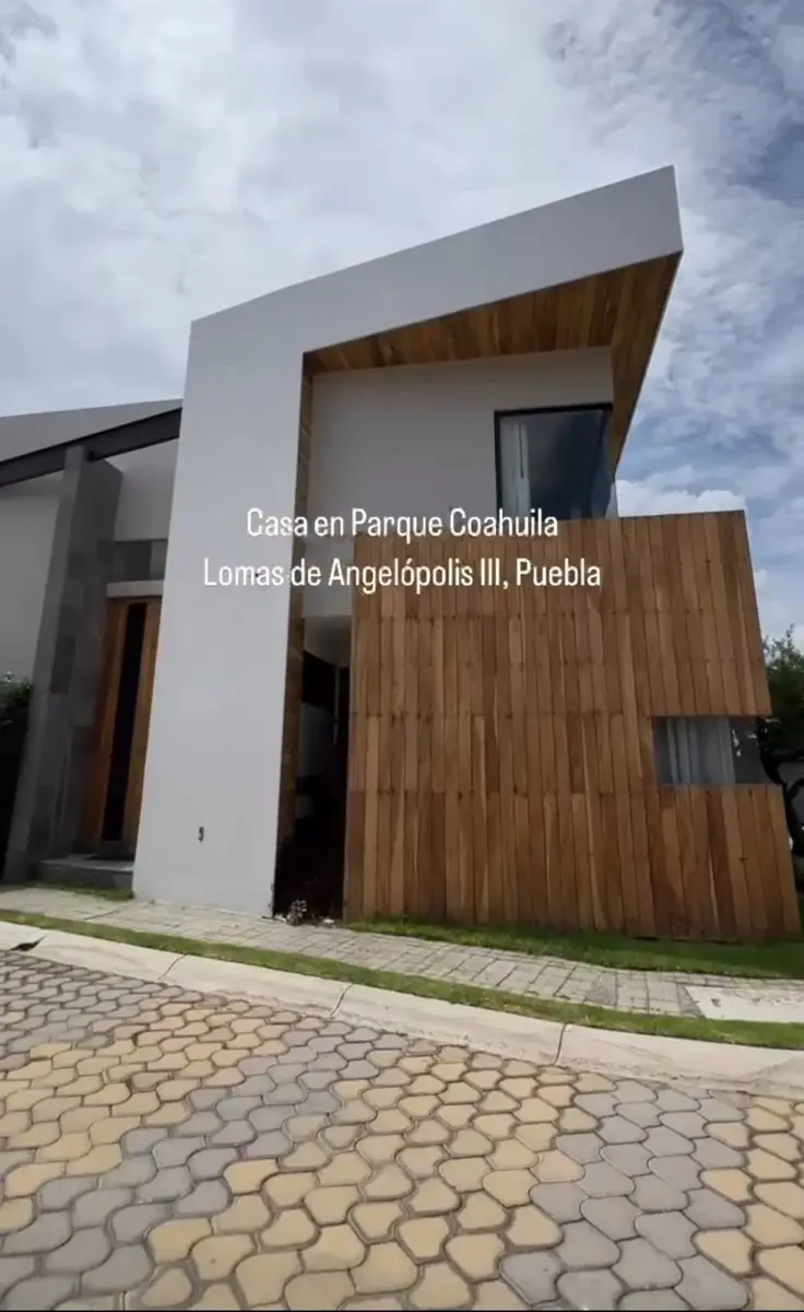 Casa en venta en Lomas de Angelópolis, San Andrés Cholula — foto 1 de 8