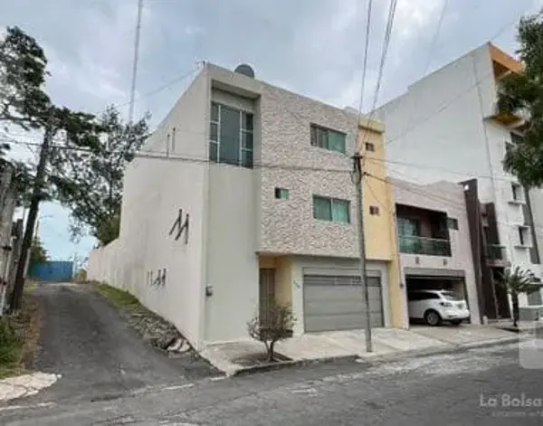 Casa en venta en Ejido Primero de Mayo Norte, Boca del Río — foto 2 de 11
