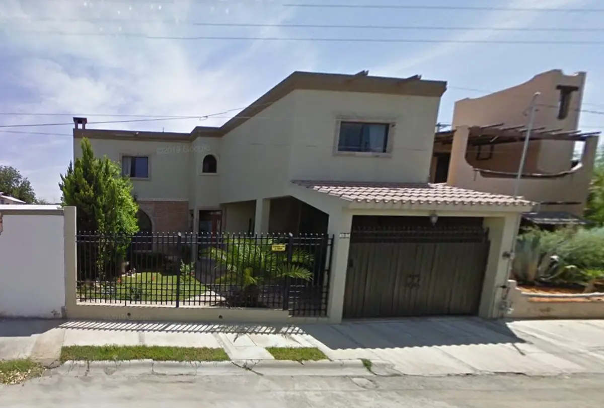 Casa en venta en Los Pinos, Saltillo — foto 1 de 11