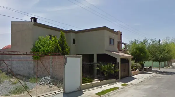 Casa en venta en Los Pinos, Saltillo — foto 3 de 11