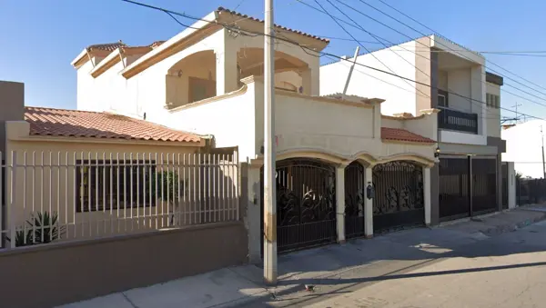 Casa en venta en Jardines del Lago, Mexicali — foto 3 de 12