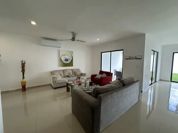 Casa en venta en Residencial Floresta, Mérida — foto 3 de 15