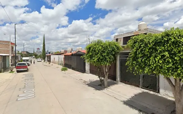Casa en venta en Paseos del Molino, León — foto 3 de 10