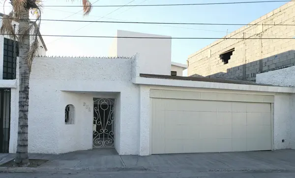 Casa en venta en Ampliación la Rosita, Torreón — foto 2 de 51
