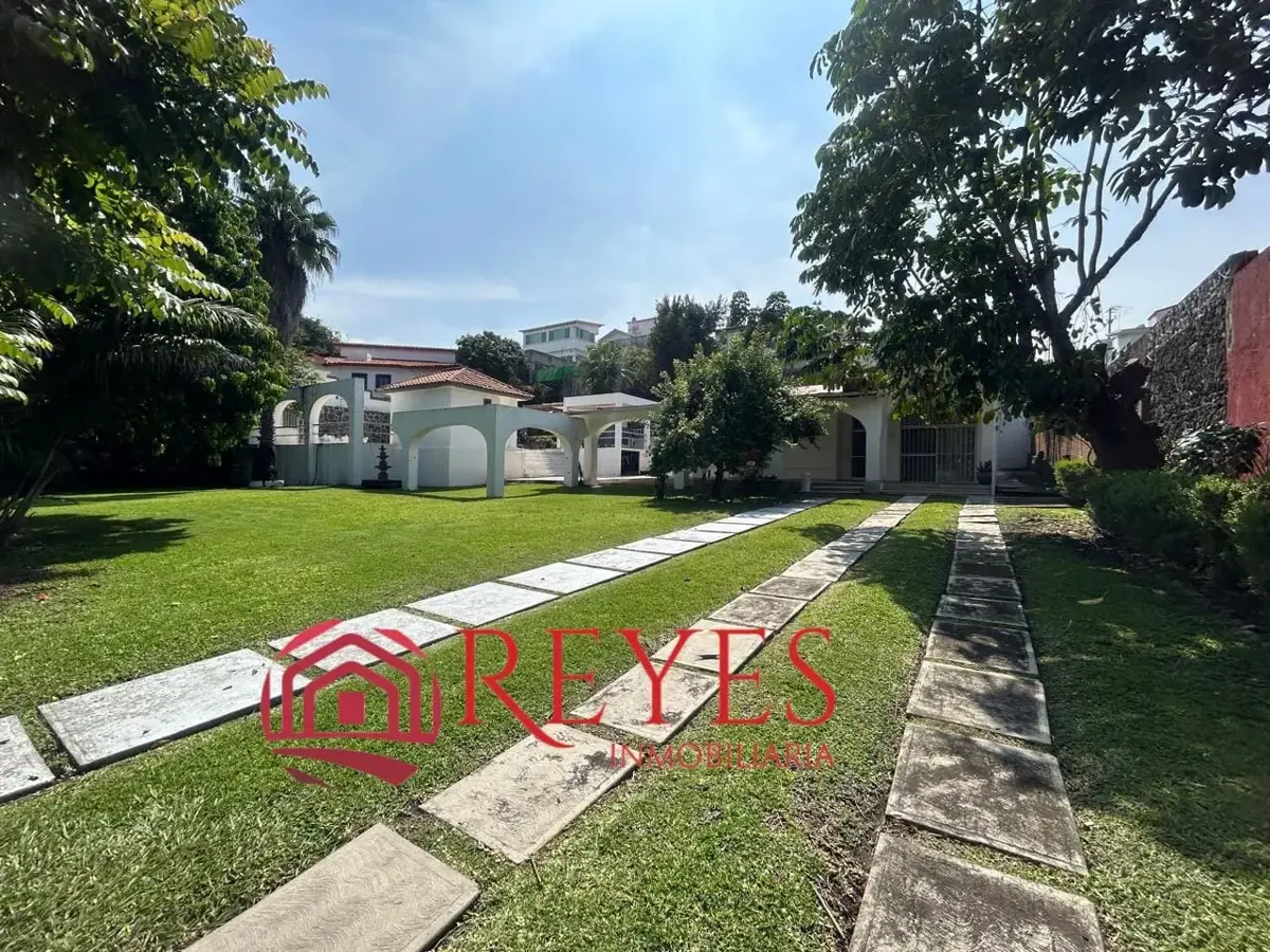 Casa en venta en Lomas de Cocoyoc, Atlatlahucan — foto 1 de 7