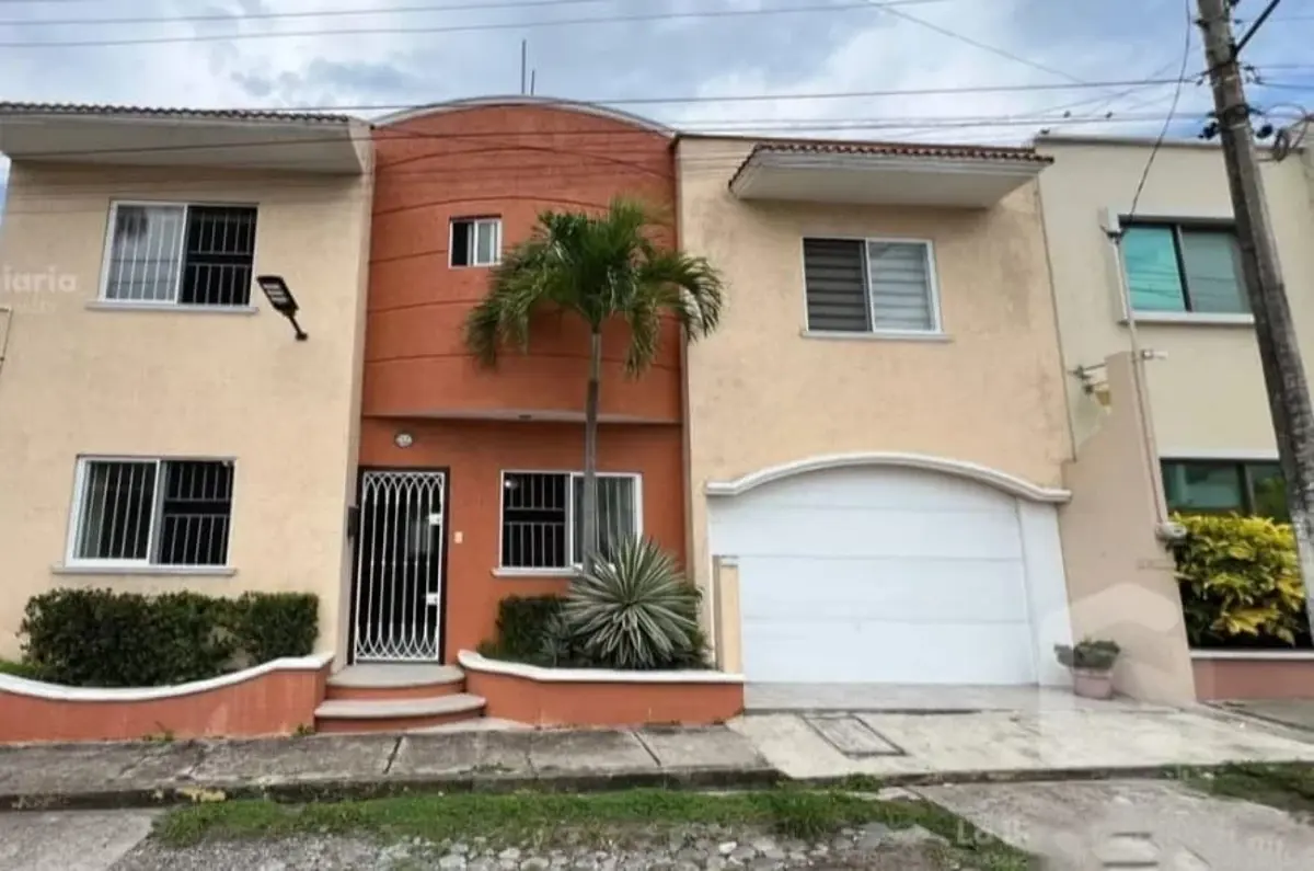 Casa en renta en Joyas de Mocambo (Granjas los Pinos), Boca del Río — foto 1 de 10