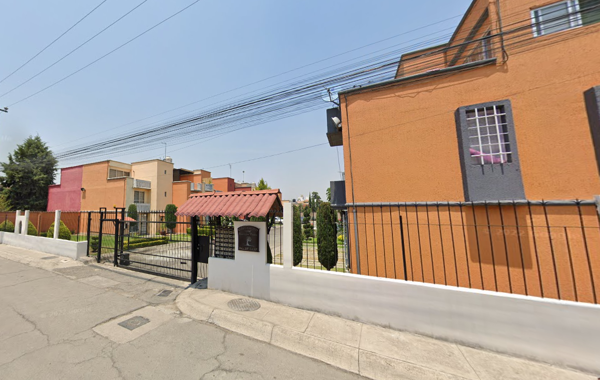 Casa en venta en C.T.M. Atzacoalco, Gustavo A. Madero — foto 3 de 12