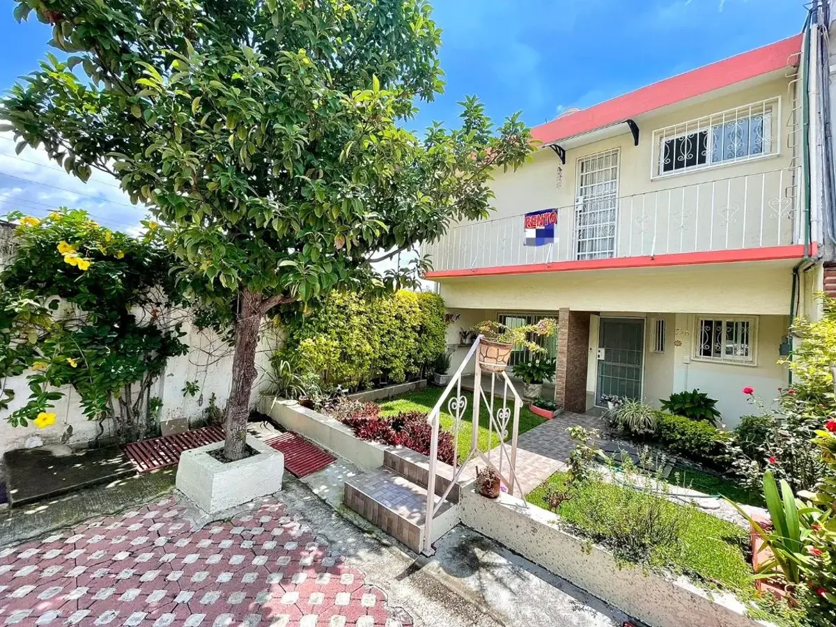 Casa en renta en Lazaro Cardenas, Cuernavaca — foto 1 de 22