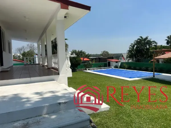 Casa en renta en Lomas de Cocoyoc, Atlatlahucan, Morelos Casa en renta en Lomas de Cocoyoc, Atlatlahucan, Morelos