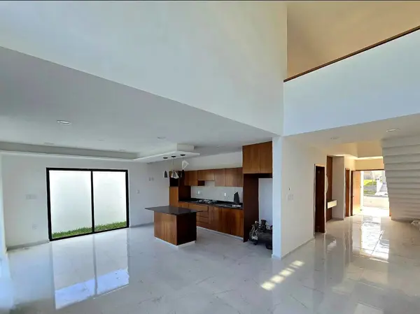 Casa en venta en Lomas de la Rioja, Alvarado — foto 3 de 8