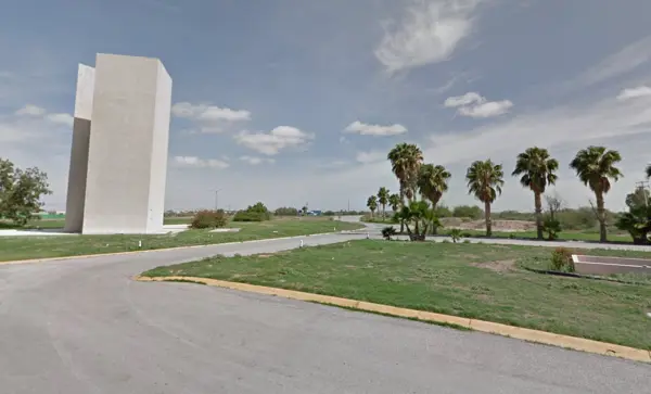 Terreno en venta en Club de Golf los Azulejos, Torreón — foto 2 de 3