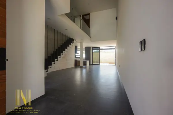 Casa en venta en Mayorca Residencial, León — foto 2 de 17