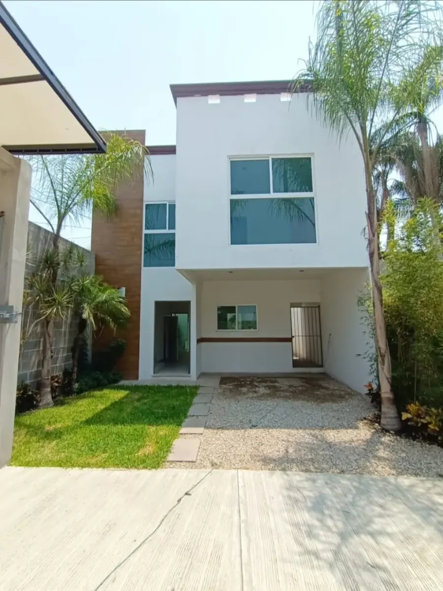 Casa en venta en Otilio Montaño, Cuautla — foto 1 de 15