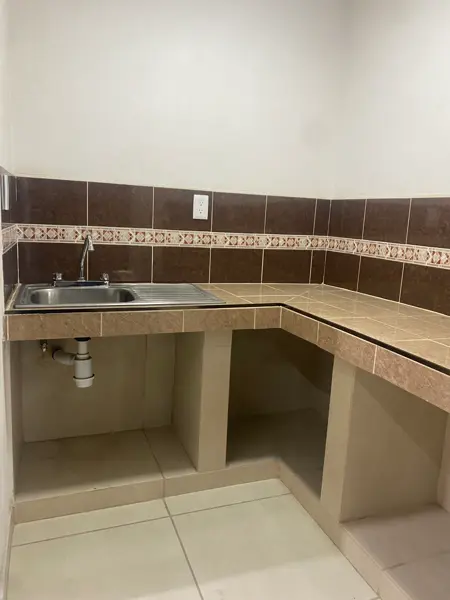 Bodega en renta en Rivera de la Presa, León — foto 3 de 8