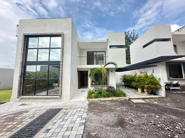Casa en venta en Oaxtepec Centro, Yautepec — foto 2 de 27