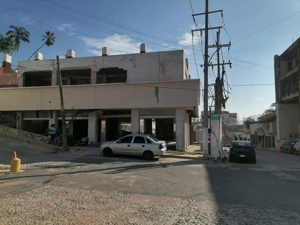 Local en renta en Acapulco de Juarez Centro, Acapulco de Juárez — foto 1 de 11