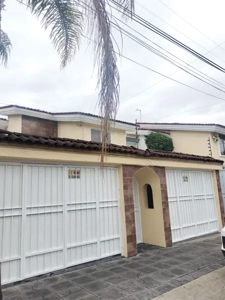 Casa en venta en Jardines del Nilo, Guadalajara — foto 2 de 17