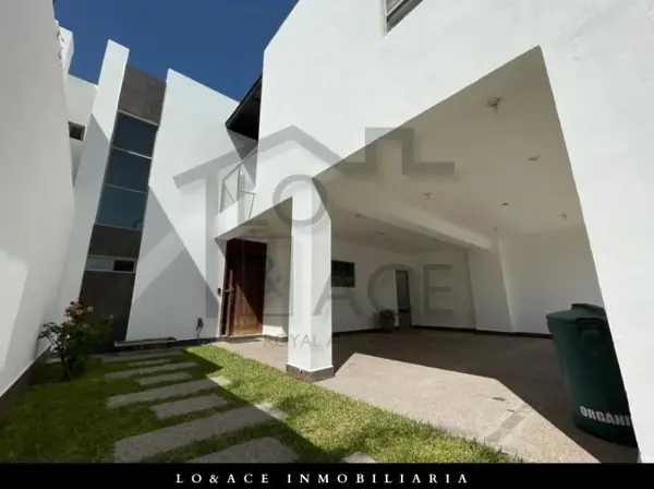 Casa en venta en Villas del Renacimiento, Torreón — foto 2 de 31