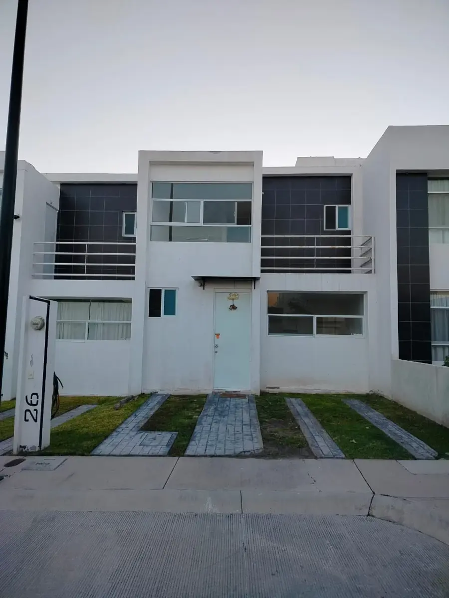 Casa en renta en Villalba, Corregidora — foto 1 de 18