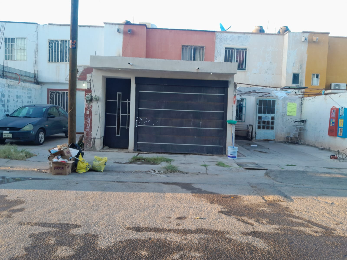 Casa en venta en Ciudad Nazas Polígono 24 A, Torreón — foto 1 de 9