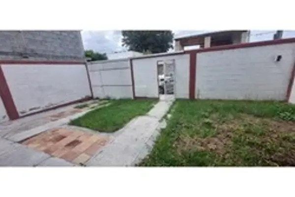 Casa en venta en Magisterio Sección 38, Saltillo — foto 2 de 11