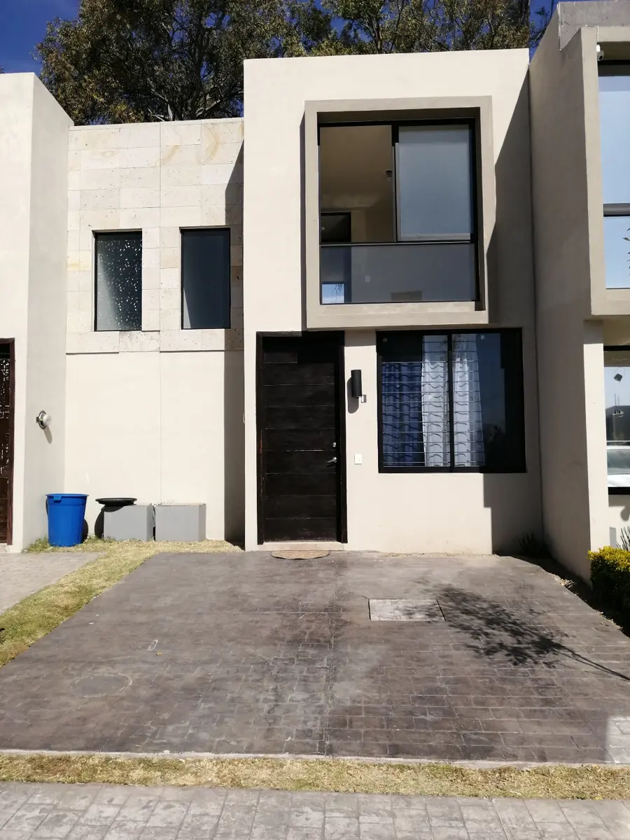 Casa en venta en Jardines de Santa Anita, Tlajomulco de Zúñiga — foto 1 de 18