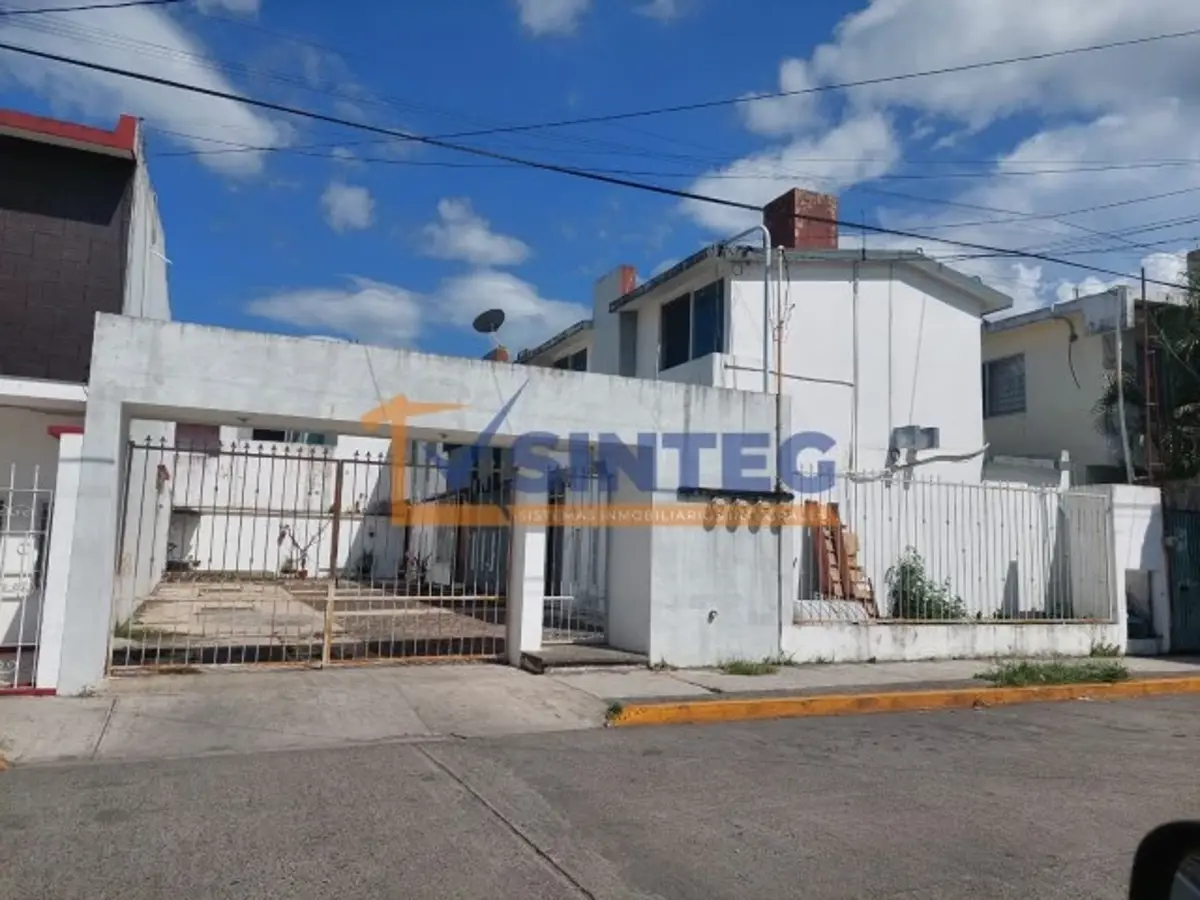 Casa en venta en Cazones, Poza Rica de Hidalgo — foto 1 de 11