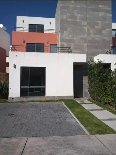 Casa en venta en Villas del Campo, Calimaya — foto 2 de 34