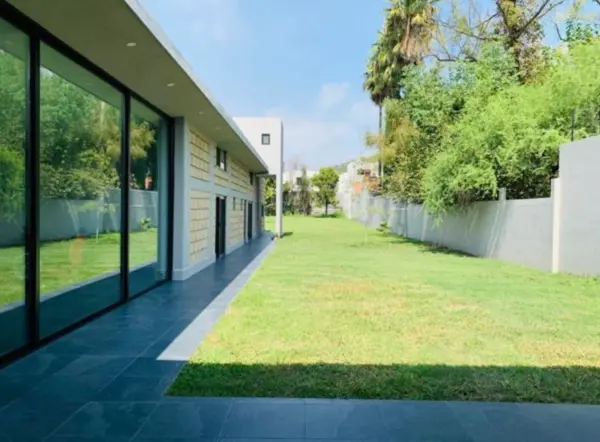 Casa en venta en Lomas del Cercado, Santiago — foto 3 de 11