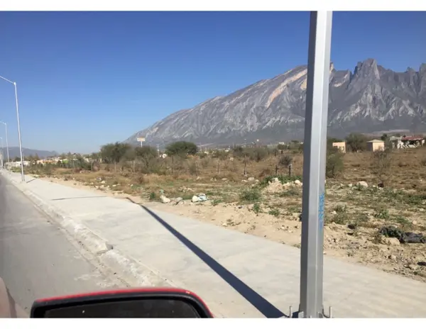 Terreno en renta en Paseo de Capellanía, García — foto 2 de 4