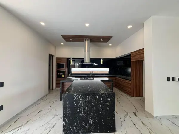 Casa en venta en Bosque Monarca, Morelia — foto 2 de 13