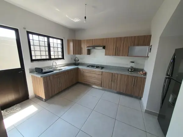 Casa en renta en Diamante Residencial, Irapuato — foto 3 de 13