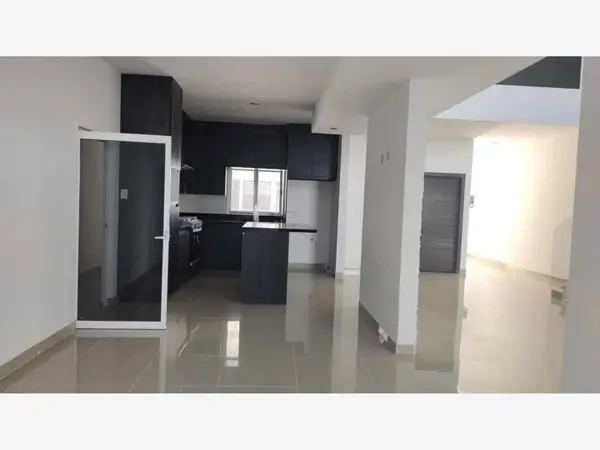 Casa en venta en Los Viñedos, Torreón — foto 3 de 16