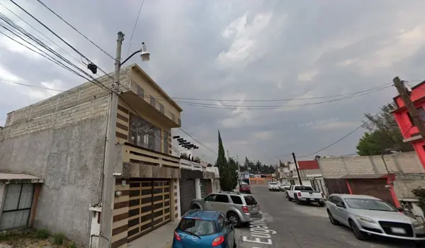Casa en venta en Villas Santín, Toluca — foto 3 de 5