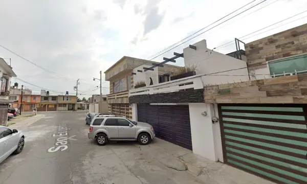 Casa en venta en Villas Santín, Toluca — foto 2 de 5