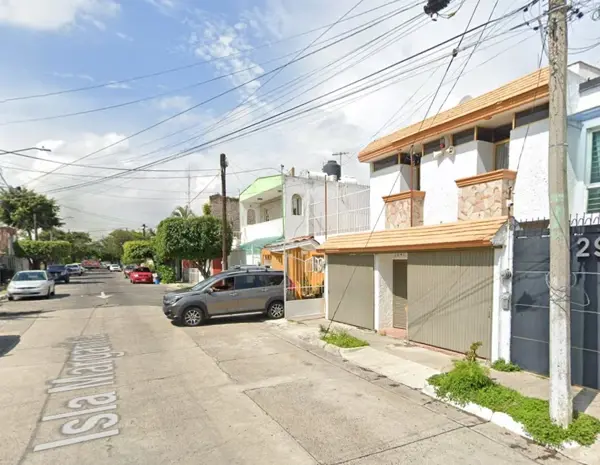 Casa en venta en Jardines de La Cruz 1a. Sección, Guadalajara — foto 3 de 13