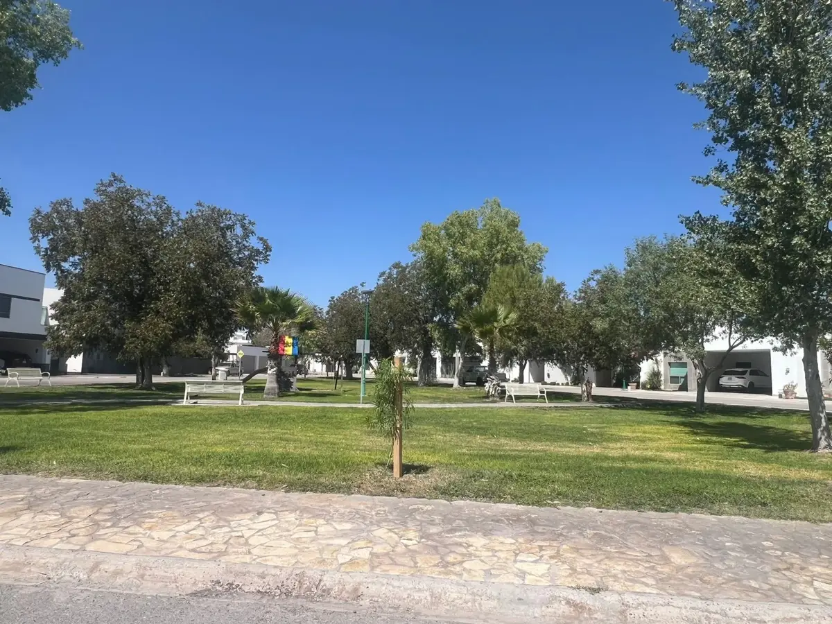 Terreno en venta en Real del Nogalar, Torreón — foto 1 de 8
