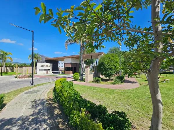 Casa en venta en Lomas de Angelópolis, San Andrés Cholula — foto 2 de 9