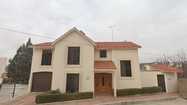 Casa en venta en Del Parque, Hidalgo del Parral — foto 2 de 6