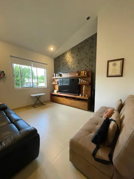 Casa en venta en Porta Fontana, León — foto 2 de 19