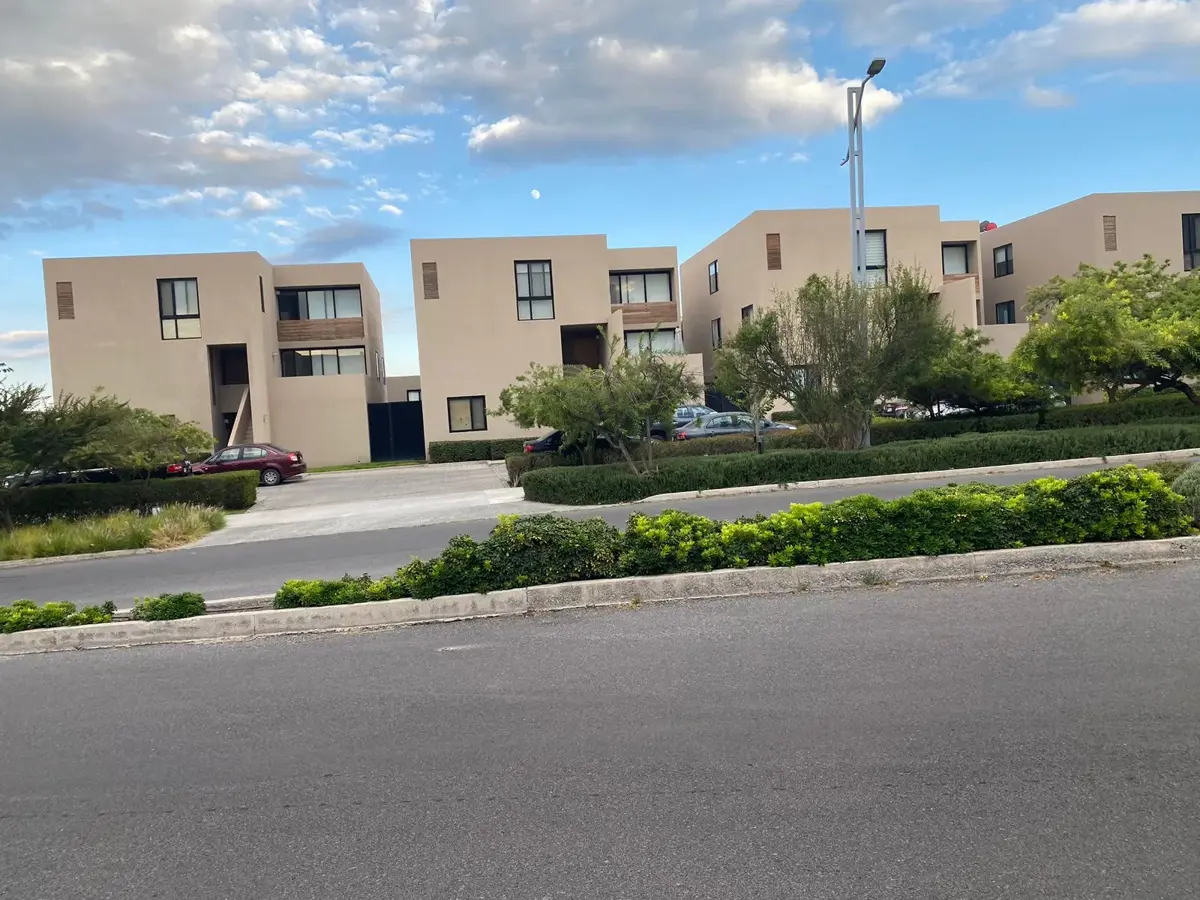 Casa en venta en Zibatá, El Marqués — foto 1 de 11