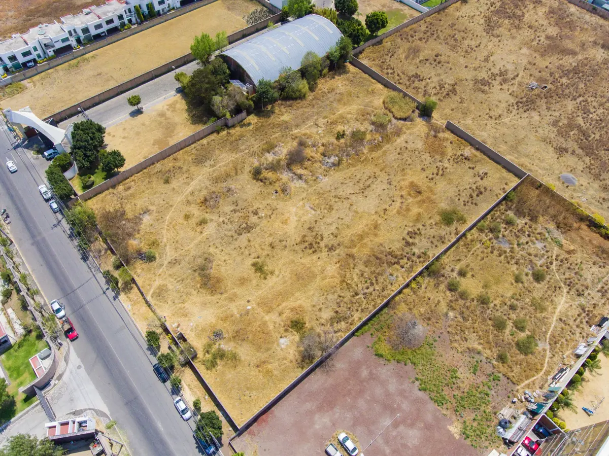 Terreno en renta en San Bernardino Tlaxcalancingo, San Andrés Cholula — foto 1 de 2