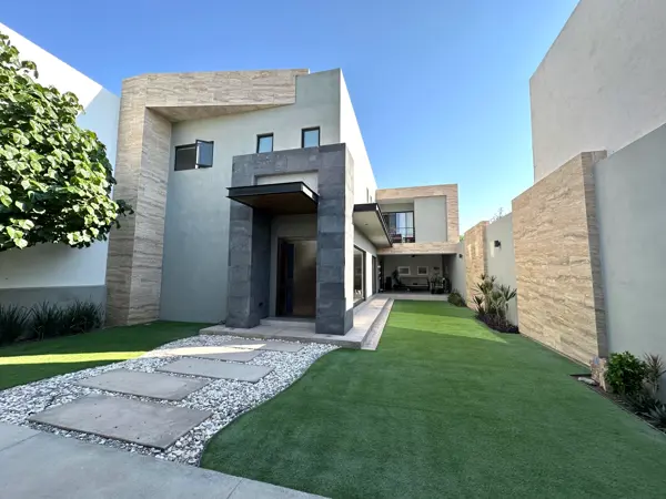 Casa en venta en Real del Nogalar, Torreón — foto 3 de 22