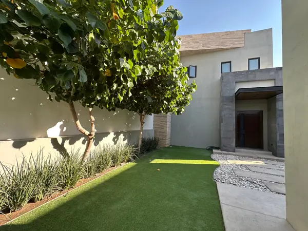 Casa en venta en Real del Nogalar, Torreón — foto 2 de 22