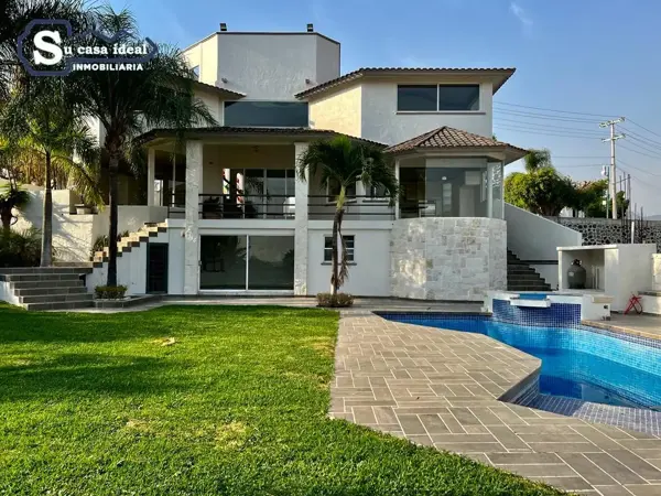 Casa en Lomas de Cocoyoc, Atlatlahucan, Morelos