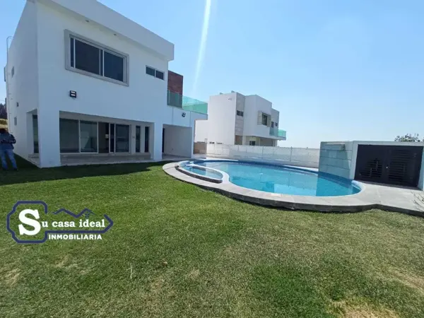 Casa en Lomas de Cocoyoc, Atlatlahucan, Morelos